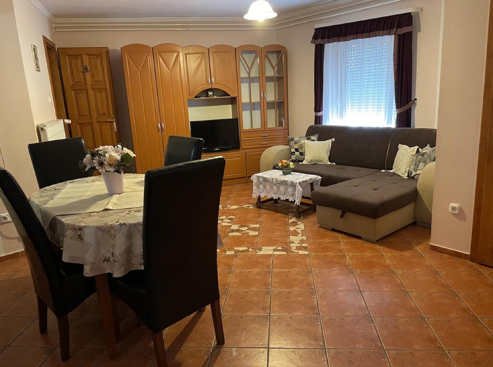 Rozmann Family Panzio & Apartmanhaz ชาร์วาร์ ภายนอก รูปภาพ