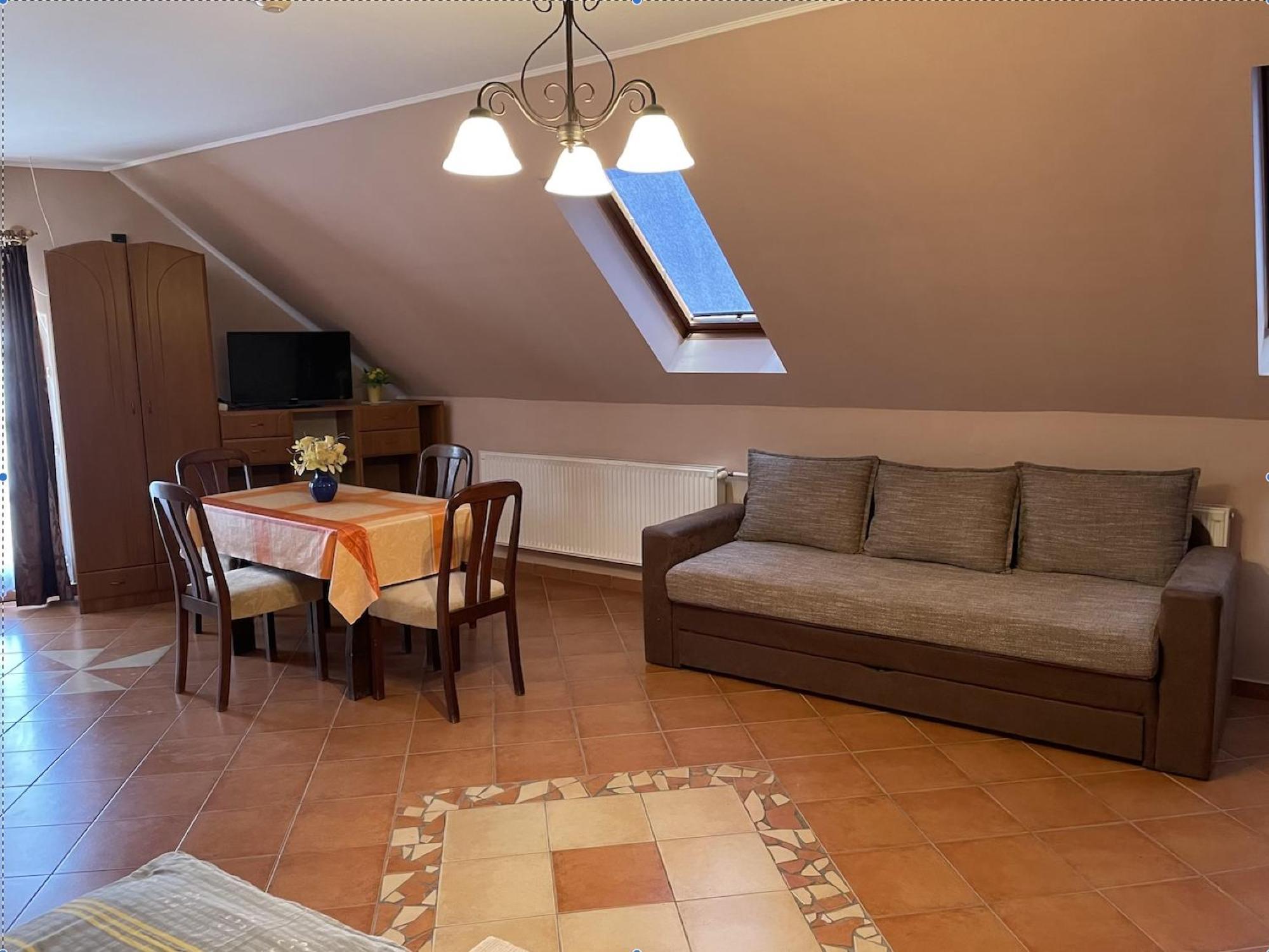 Rozmann Family Panzio & Apartmanhaz ชาร์วาร์ ภายนอก รูปภาพ